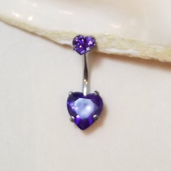 14G Surgical Steel belly ring with purple heart CZ prong set piercing jewelry - Picture 1 of 3